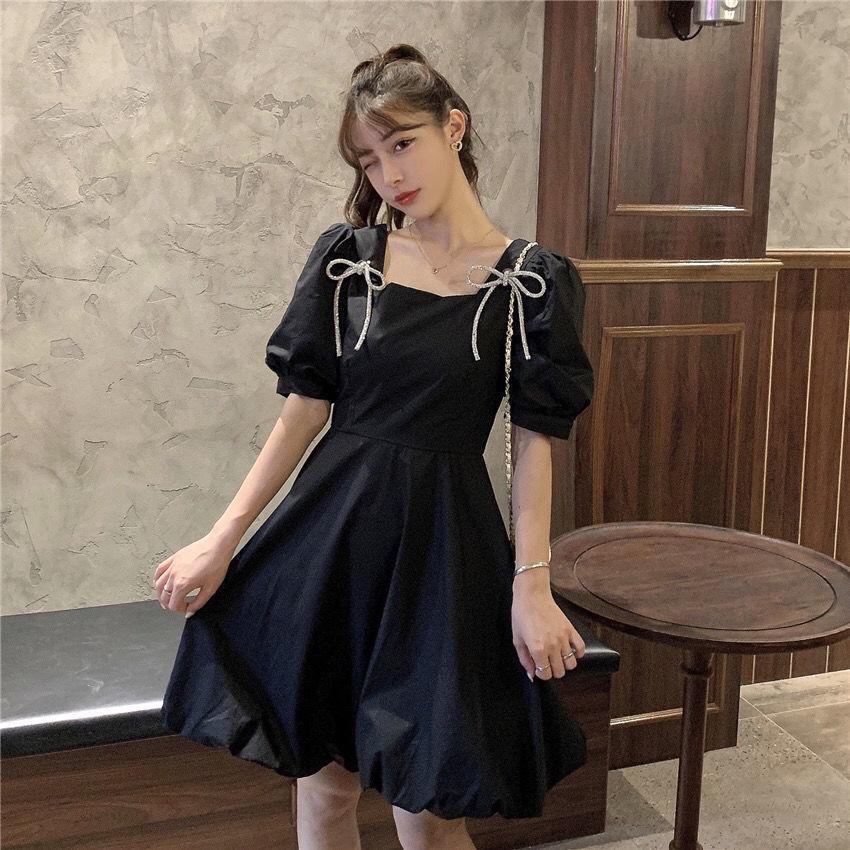 Women's Summer French Elegant Square Neck Waist Show Slim and Fresh Super Fairy Solid Color Dress
