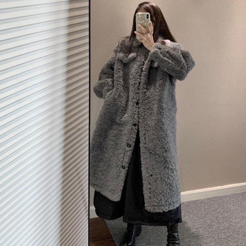 Lamb Plush Mid-length Coat Winter Fashion Retro Silhouette Thick Warm Large Size Coat Suitable for Women