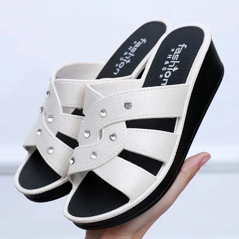 Ladies High Heel Slippers Summer Thick Bottom Home Outdoor Non-slip Slippers Women Summer Shoes Soft Bottom Wedge Heel Rhinestone Sandals