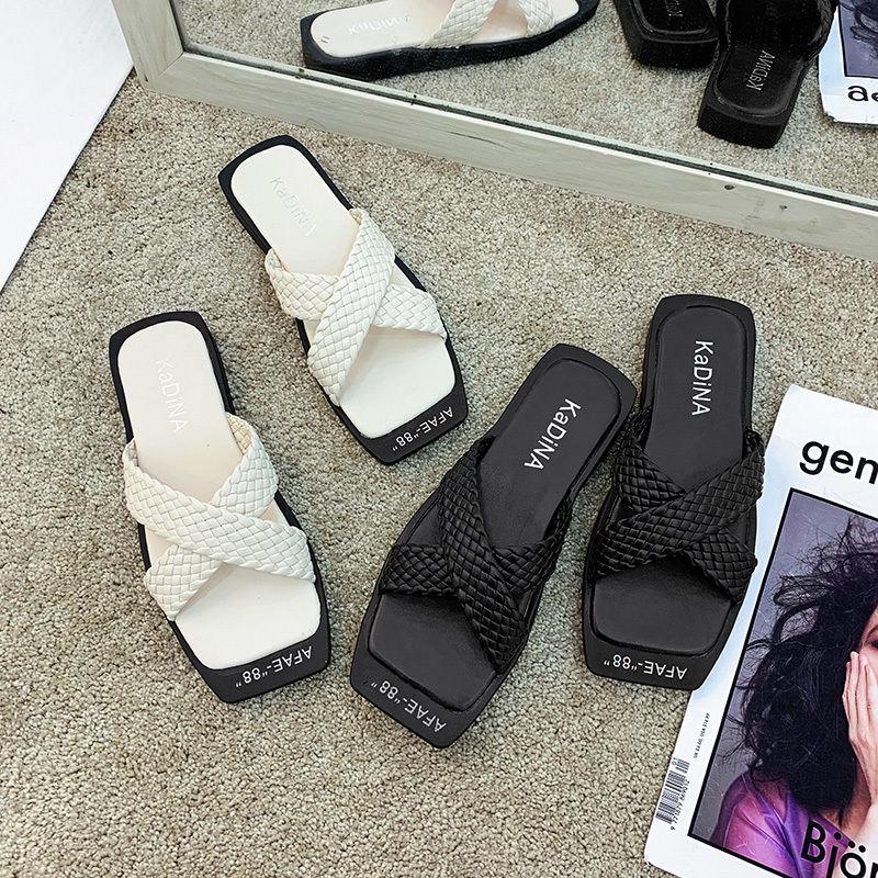 Wear Slippers Female Summer Version of The Seaside Holiday Beach Sandals and Slippers Female Cross Small Fragrance Slippers