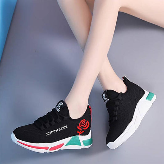 Lightweight Soft Sole Breathable Casual Sports Shoes Summer Low-top Flying Woven Sneakers Korean Wear-resistant Shoes