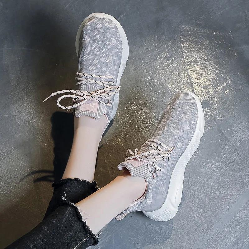 Mesh Sports Shoes Women's Spring and Autumn Women's Shoes Breathable Fitness Running Shoes Net Celebrity Wild Casual Old Shoes