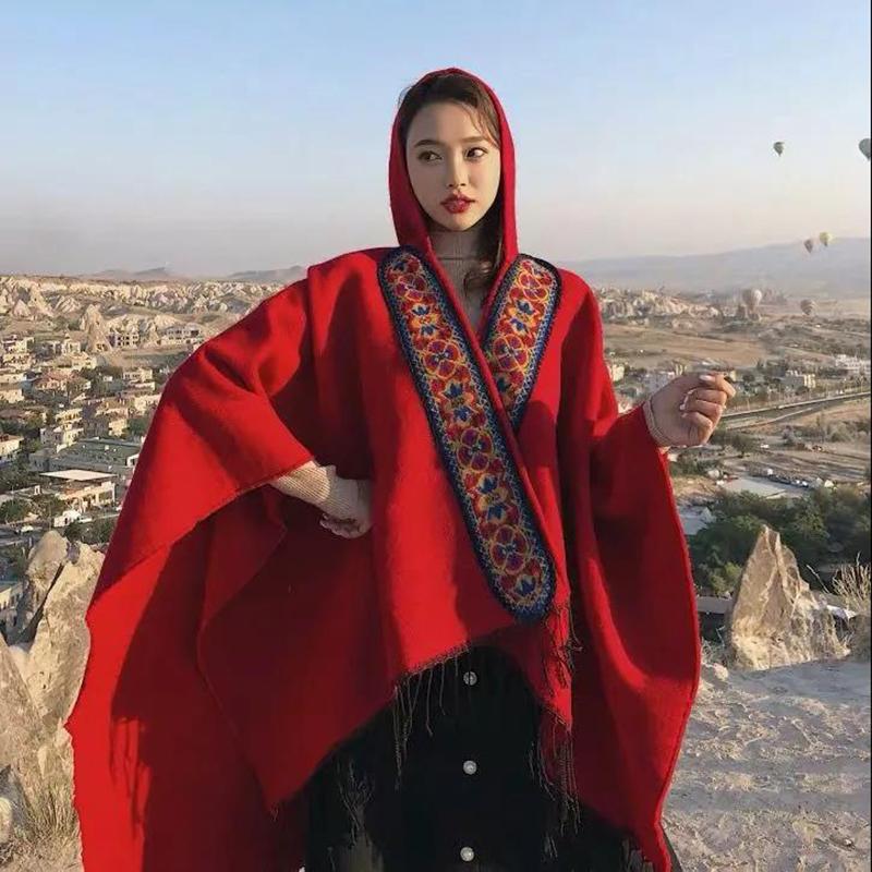 Hooded Shawl Cloak Female Autumn and Winter Thickening Warm Red Shawl Windproof Buckle Hooded Cloak Ethnic Style Travel Outside