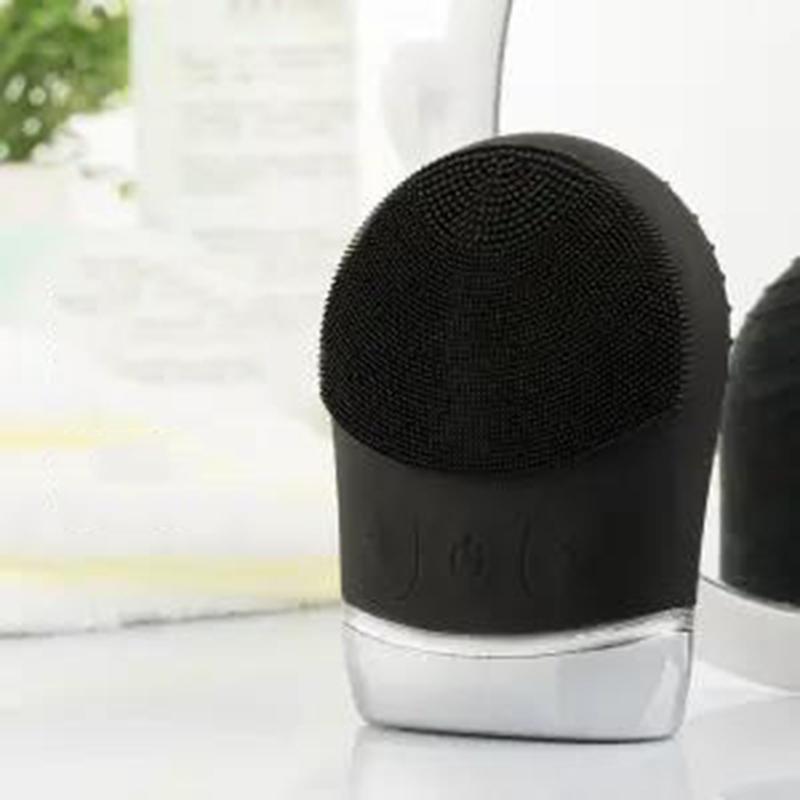 Silicone Facial Cleansing Instrument Electric Face Washer Beauty Skin Care Massage Blackhead Pore