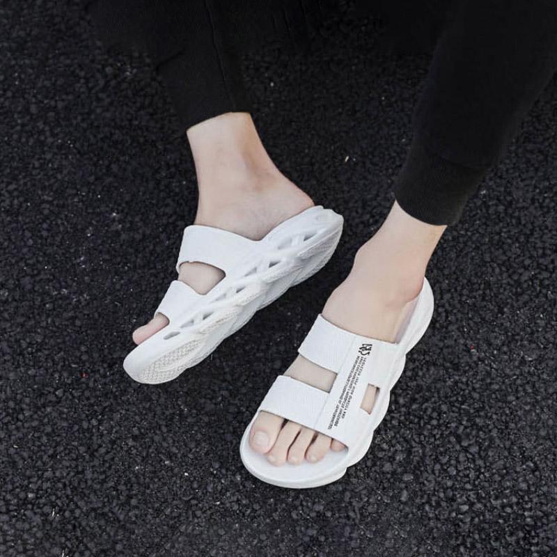 Summer Slippers Men's Outdoor Korean Version Trend Opersonality Casual Sandals Wear Beach Sandals