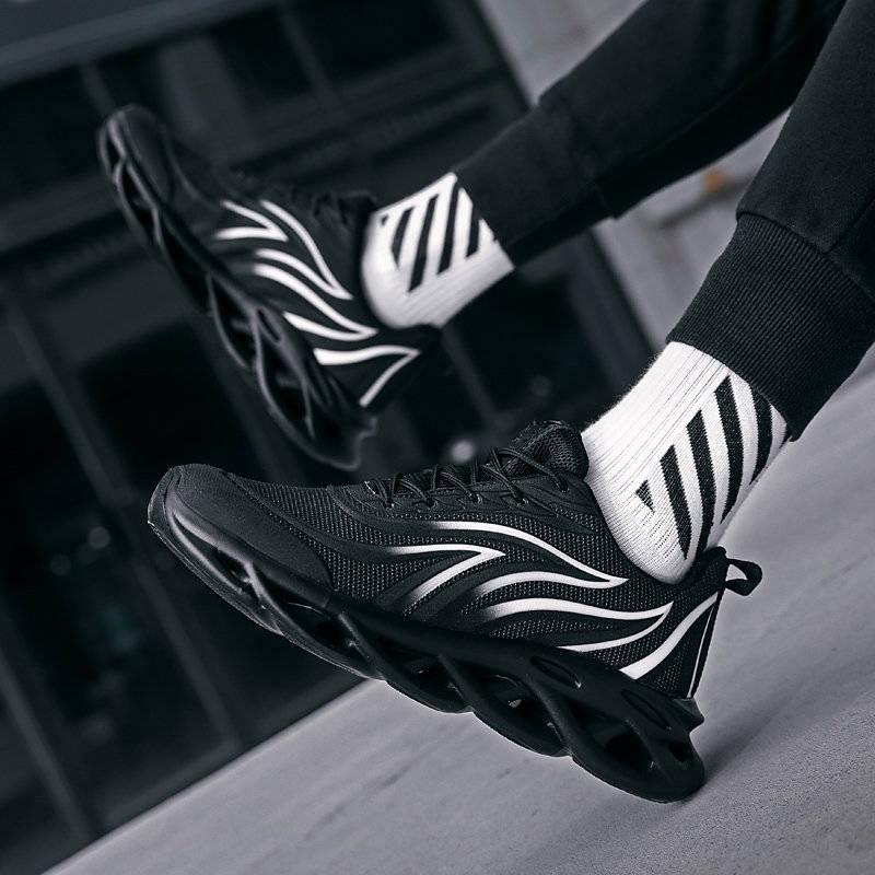 Black Blade Shoes for Men Antiskid Damping Men Athletic Training Run Sneakers Breathable Runing