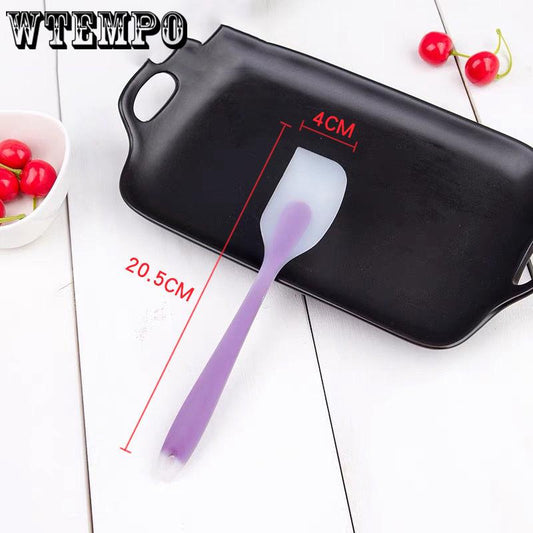 1pc Silicone Scraper Soft Seamless Silicone Spatula Butter Cream Scraper Baking Tools