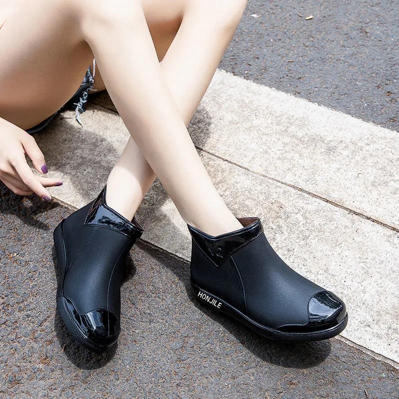 Women's Flat Waterproof Casual Working Rain Boots Female Plus Size All-match Rain Boots Non Slip Solid Color Water Shoes