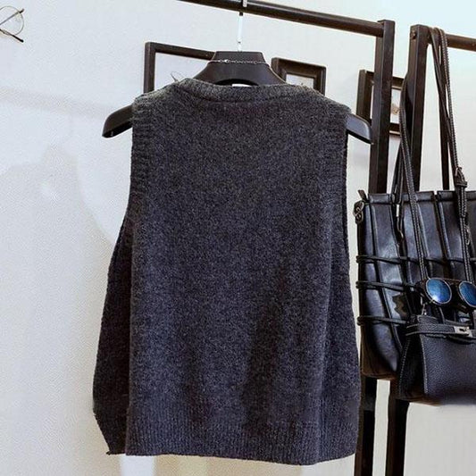 Spring and Autumn Short Loose Waistcoat College Style Knit Solid Color Waistcoat Pocket Sleeveless Sweater Women