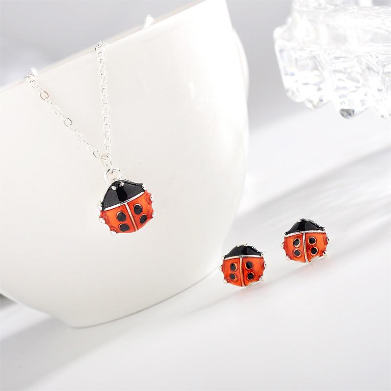 Fashion Set Jewelry Creative Seven-Star Ladybug Two-Piece Stud Necklace Creative Cute Jewelry