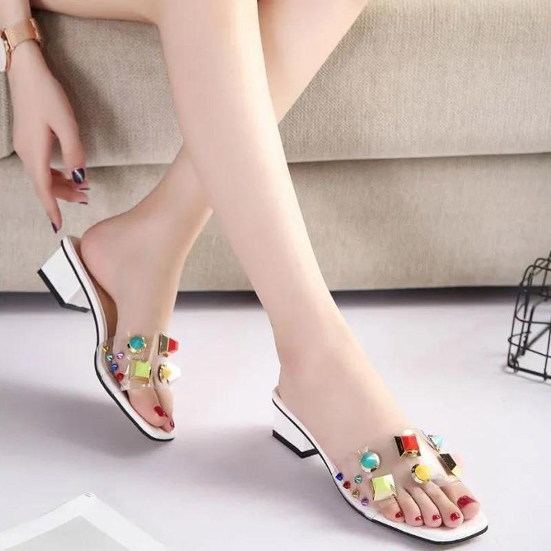 Summer Thick Heel Transparent Soft Surface Sandals and Slippers Ladies Wear Fashion Colorful Diamond Rivet Medium Heel Beach Shoes