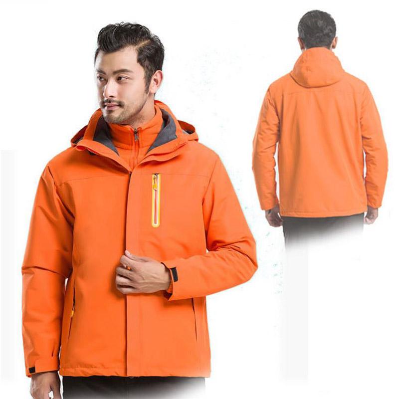 Men's Outdoor Sportswear Two Pieces of Solid Color Warm Mountaineering Suit Fleece Liner Detachable Hooded Soft Shell Riding Warm Jacket
