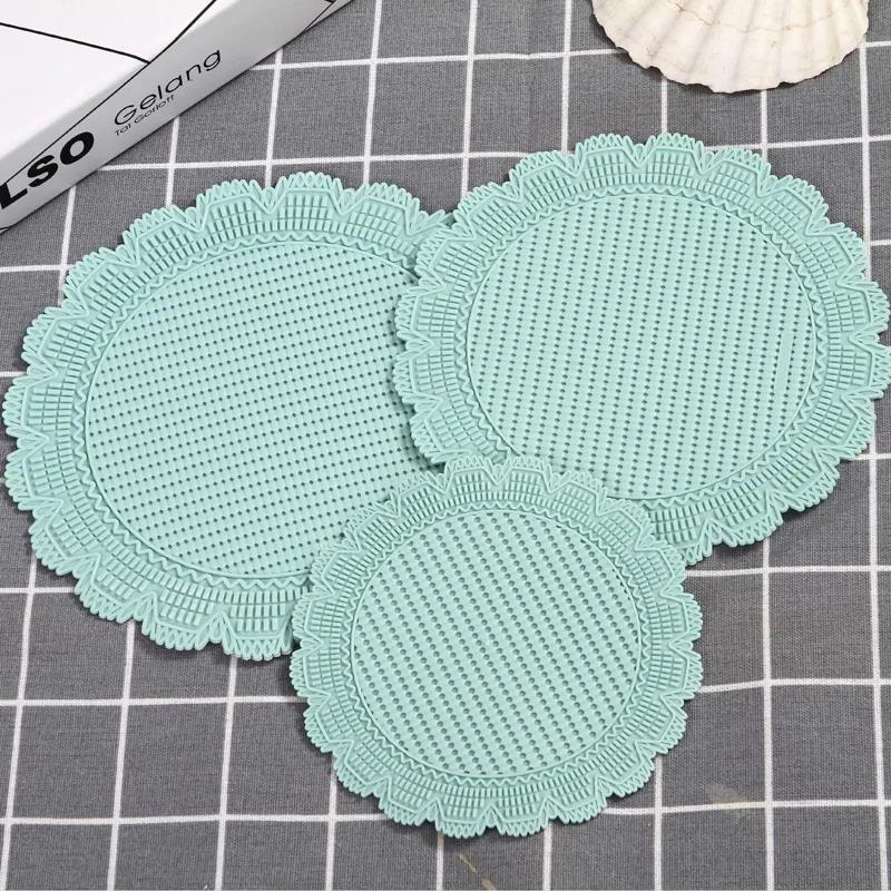 6 Pieces of Lace Hollow Insulation Mat Placemat Plate Mat Household Anti-scalding Pad Coaster