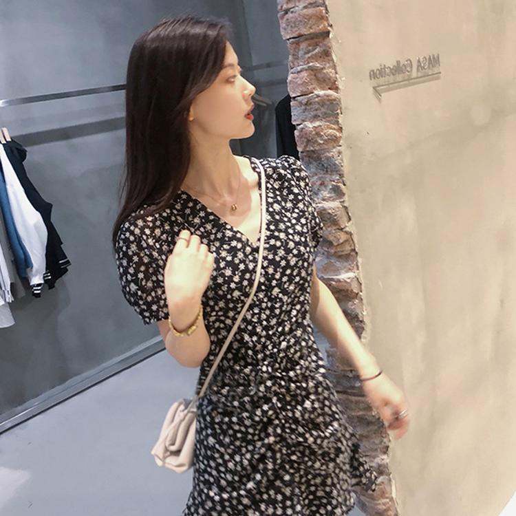 Women's Xiafa Style Elegant Niche Hepburn Style Thin Waist with Puff Sleeve Chiffon Short Floral Dress