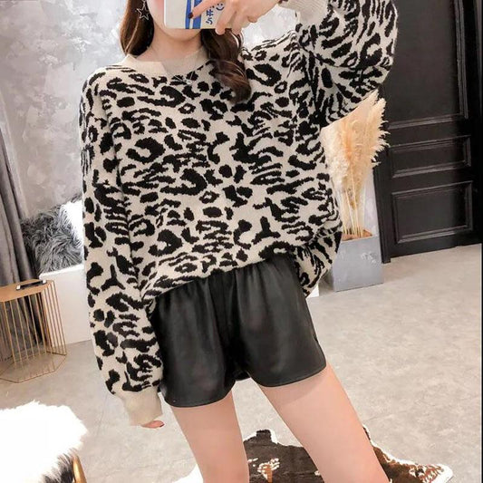 Autumn and Winter Ladies Sweater Leopard Print Knit Sweater, Oversized Casual Loose O Neck Knitwear Top