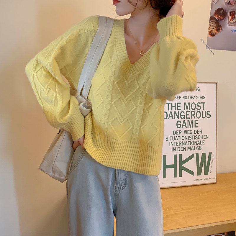 Autumn Fashion Loose Sweater Women's Solid Color Simple Long-sleeved Shirt V-neck Short Knit Sweater