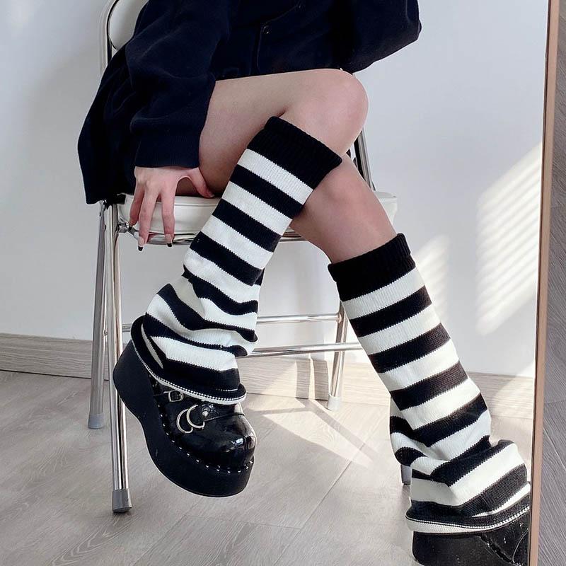 Autumn and Winter Models JK Knitting Pile Hose Long Stockings Set Slim Speakers Wide-leg Warm Leg Set Hit Color