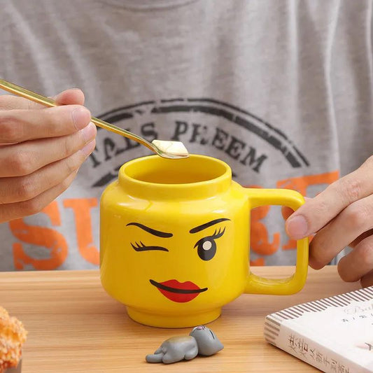 250ml Smile Ceramic Mug Men and Women Expression Cartoon Coffee Home Breakfast Milk Cereal Cup Children Christmas Gift Cups