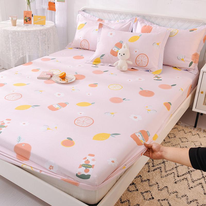 Skin-friendly Printing Mattress Protector Three-piece Set of Cotton Bedspread and Pillowcase Bedding