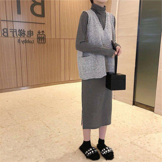 Women's Thin High-necked Dress Knitted V-neck Vest Two-piece Suit, Loose and Thin Bottoming Inner Wear Women's Sweater Suit
