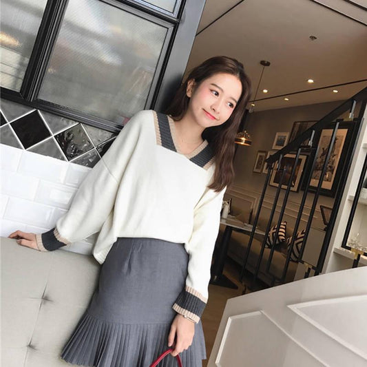 Autumn and Winter V-neck Sweater Female Students Loose and Versatile Color Contrast Pullover Sweater Coat Women