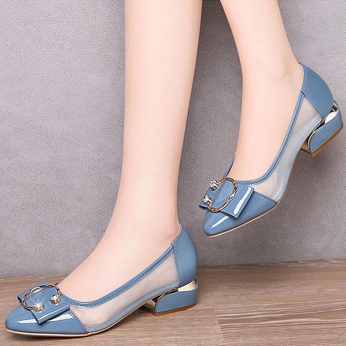 Women's Solid Color Breathable Casual Mesh Slip-on Shoes Office Ladies Spring Summer Large Size Leather Single Shoes