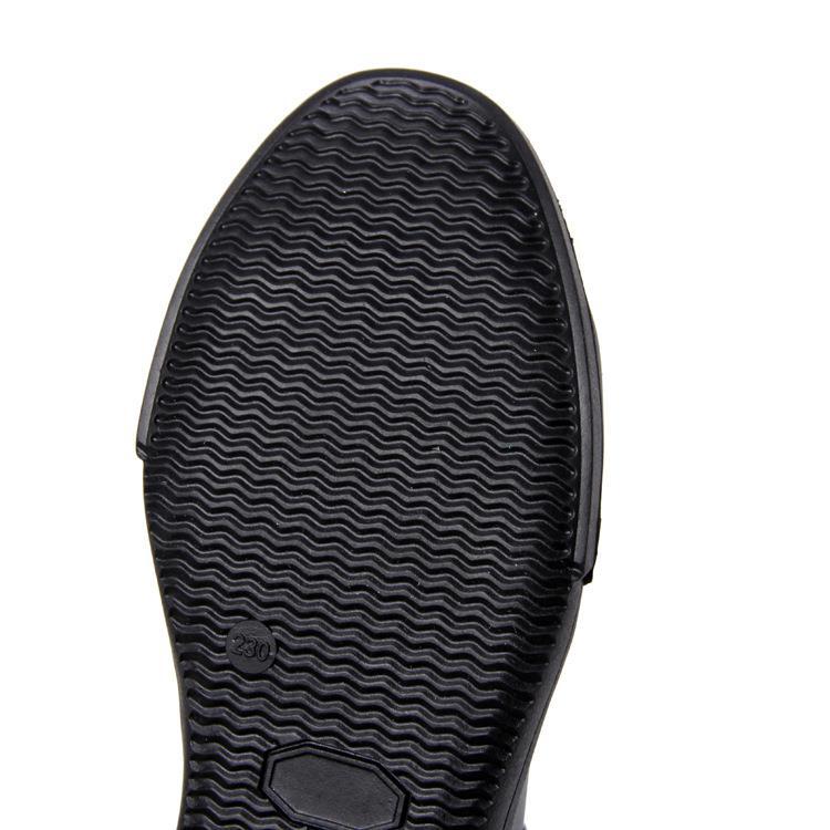 Women's Medieval Vintage Genuine Leather Boots Plus Velvet Flat Heel Boots Waterproof Slip on Shoes Ladies Winter Pointed Toe Ankle Boots