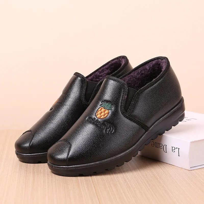 Winter Women's Warm and Comfortable Cotton Shoes Waterproof Non-slip Soft-soled Cotton Boots Flat Shoes