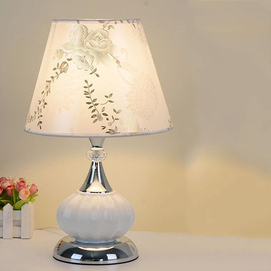 Modern led Table Lamp Bedroom Bedside Desk Light Living Room Table Lamp Lighting Lamp Shades