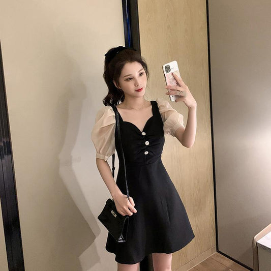 Summer French Retro Puff Sleeve V-neck Waist Waist and Thin Temperament Dress Women's Little Black Dress Mid-length Slim Dress French Retro