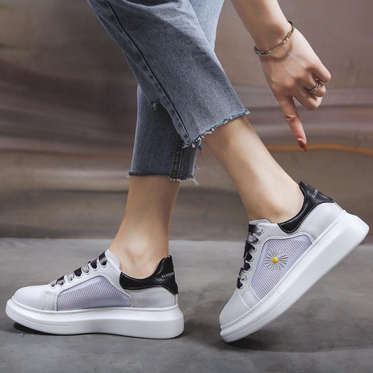 Daisy White Shoes Female Ins Tide 2020 Spring and Summer Breathable Female Students Korean Version of Wild Casual Shoes Single Shoes