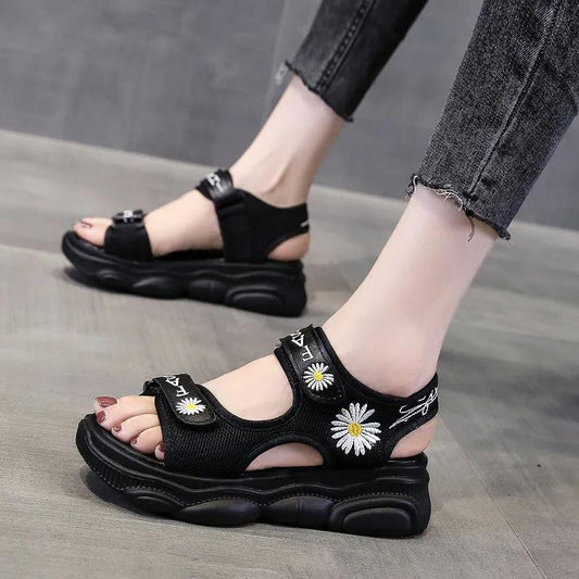 Small Daisy Sandals Women's All-match Muffin Thick-soled Casual Sports Shoes Comfortable Light Temperament Handsome Women's Shoes