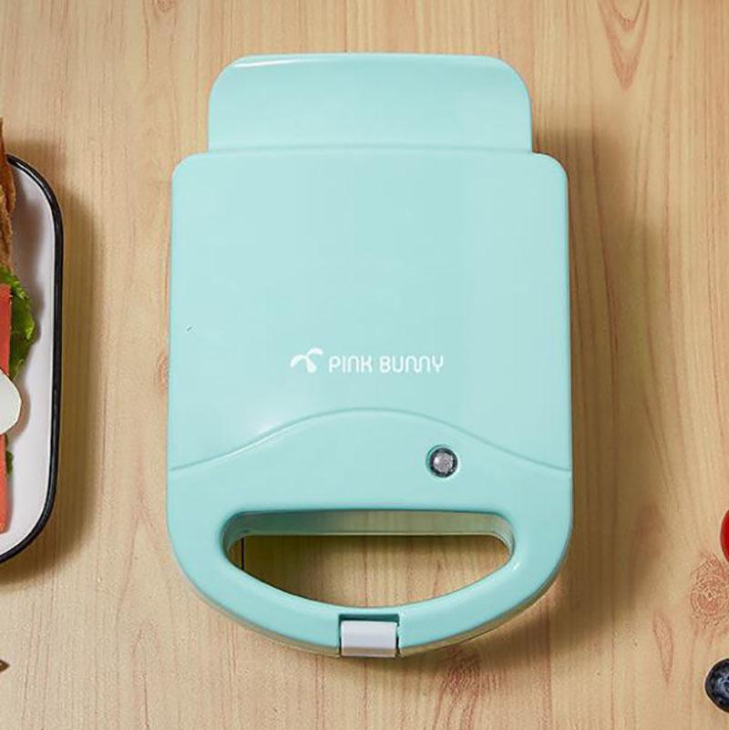 680W Frying and Grilling Machine Sandwich Making Machine Waffle Maker Kitchen Supplies with 5 Sets of Bakeware