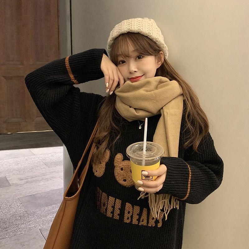 Autumn Winter Women Fashion Bear Sweater Casual Knitting Sweater Round Neck Pullovers Loose Casual Long Sleeve Sweater