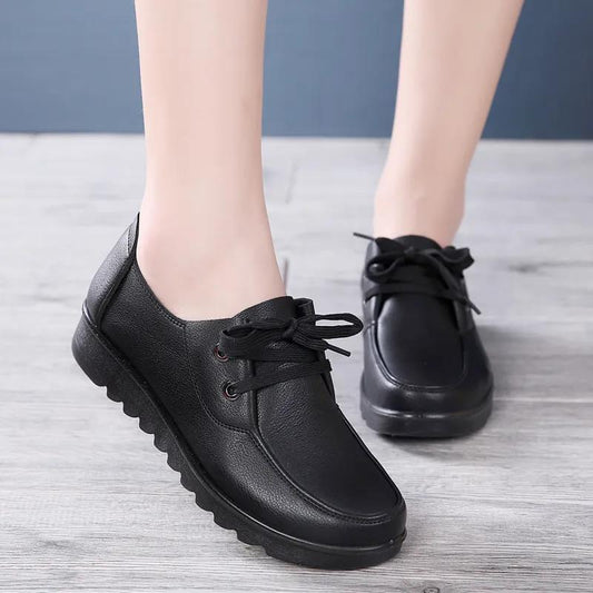 Non-slip Work Shoes Ladies Black Leather Shoes Comfortable and Soft Restaurant Kitchen Middle-aged Mother Shoes Single Shoes Flat