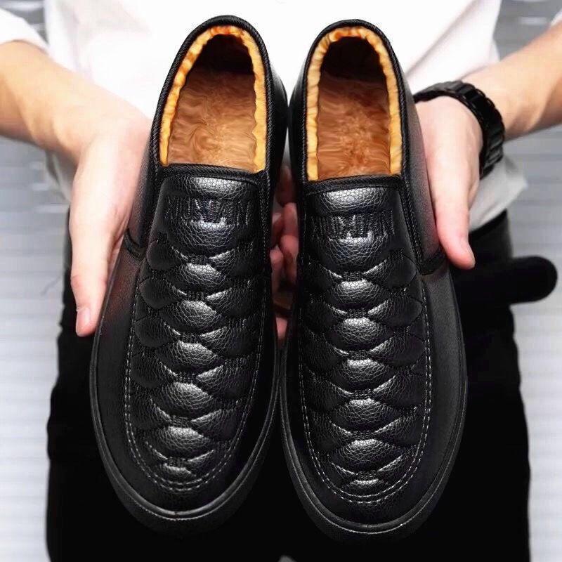 Winter Thickened Plus Velvet Skin Warm Male Cotton Shoes Waterproof Snow Boots Men's Soft Bottom Middle-aged Casual Shoes