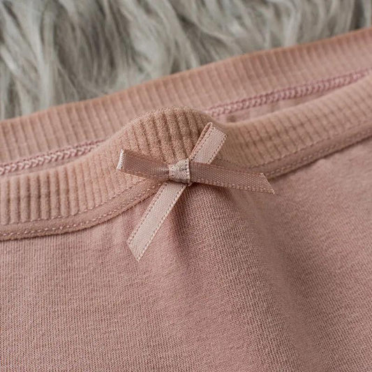 3-pack of Graphene Cotton Women's Panties Antibacterial Seamless Lace Trim Briefs