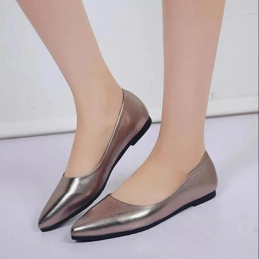 Peas Shoes Women Shallow Mouth Flat Pointed Patent Leather Casual Leather Shoes Work Shoes Soft Leather Non-slip Flat Shoes Comfortable
