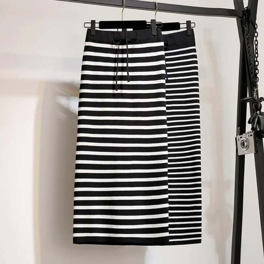Autumn and Winter Fashion Women's Knitted Black and White Skirts Slim Mid-length Slim High-waist Split Hip Skirt