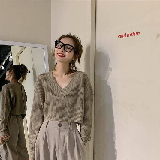 Autumn Winter College Style Wild Loose Short Back Button V-neck Sweater Women Sweater