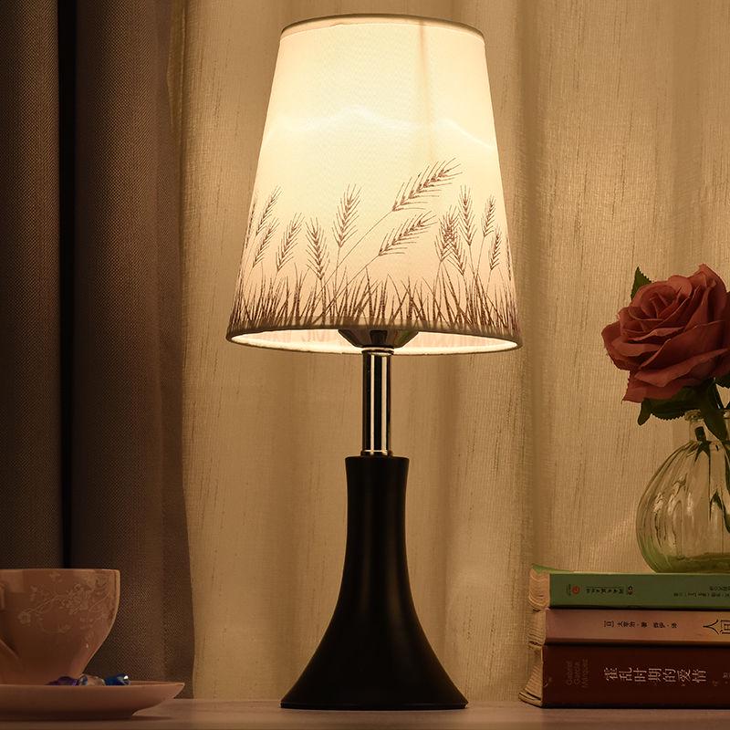 Table Lamps Bedroom Bedside LED Modern Fabric Shade Desk Light Living Room Lighting Night Lights