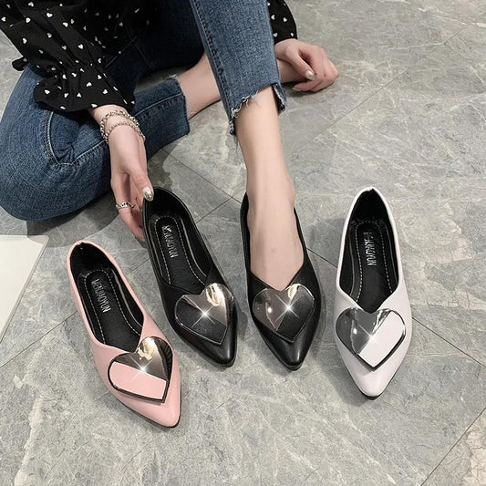 Sweet Pointed Toe Flat Shallow Mouth Single Shoes All-match Women's Shoes Heart-shaped Square Buckle Soft Leather Flat Shoes