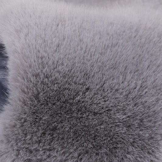 Women's Short Fur Waistcoat Autumn and Winter Slim Fit Fox Fur Vest Waistcoat Plush Jacket Keeps Warm Soft and Comfortable
