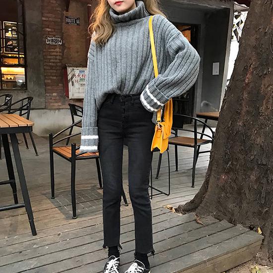 Pofulove High-collar Oversize Minimalist Gary or White Striped Loose Cuffs Pullover Sweater