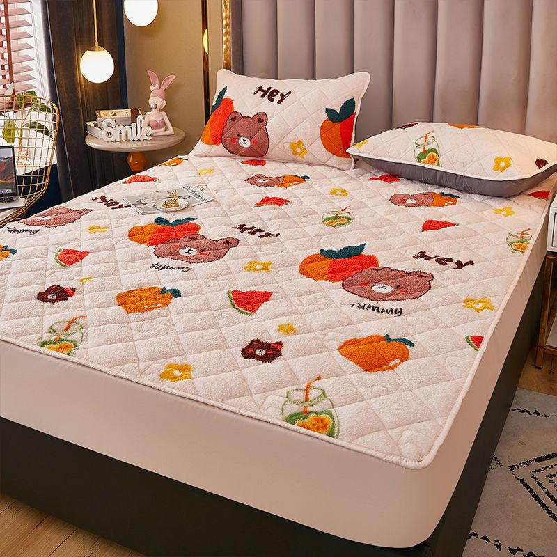 3pcs/set Lamb Velvet Bedspread Thick Quilted Coral Velvet Mattress Protector