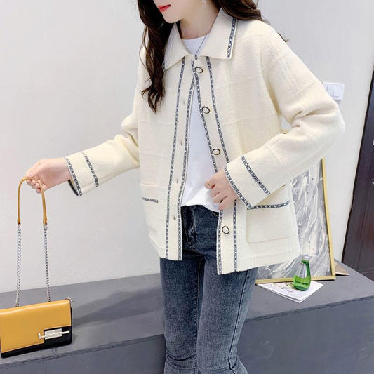 Autumn and Winter Casual Fashion Jacket Lapel Long Sleeve Thick Sweater Short Button Knitted Cardigan