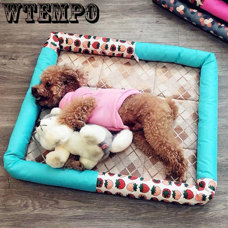 Warm dog bed pet pad suitable for small and medium dogs and cat kennel puppy mat pet bed