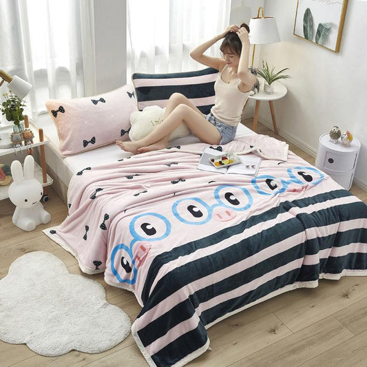 Winter Coral Fleece Blanket Plush Warmth Soft and Skin-friendly Bed Sheet Flannel Cover Blanket Quilt Blanket Cushion