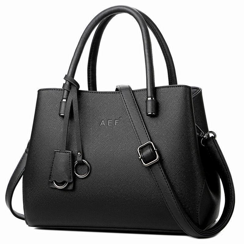 Real Cowhide Handbags Women's Trend Middle-aged Large-capacity Messenger All-match Niche Package