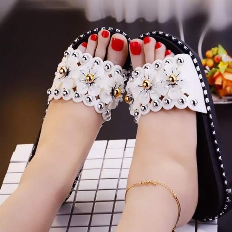 Outer Wear Thick-soled Slippers Women's Small Fresh Flip Flops Muffin Bottom All-match Cute Sandals Thick-soled High-heeled Ladies Sandals